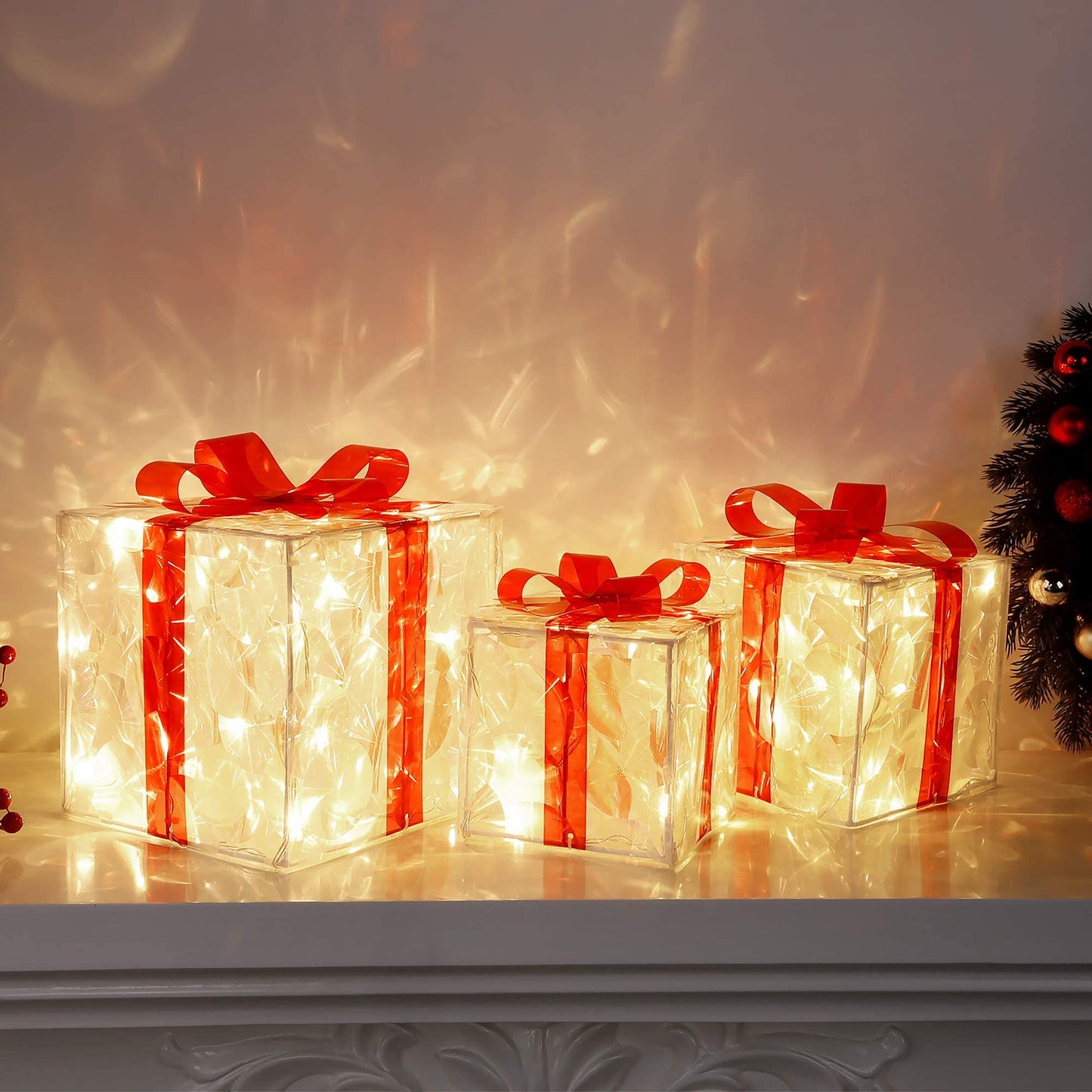Lulu Home Christmas Lighted Boxes, Set of 3 60 LED Light Up Decor Outdoor, Light Up Christmas Boxes Present Decorations Outdoor Yard