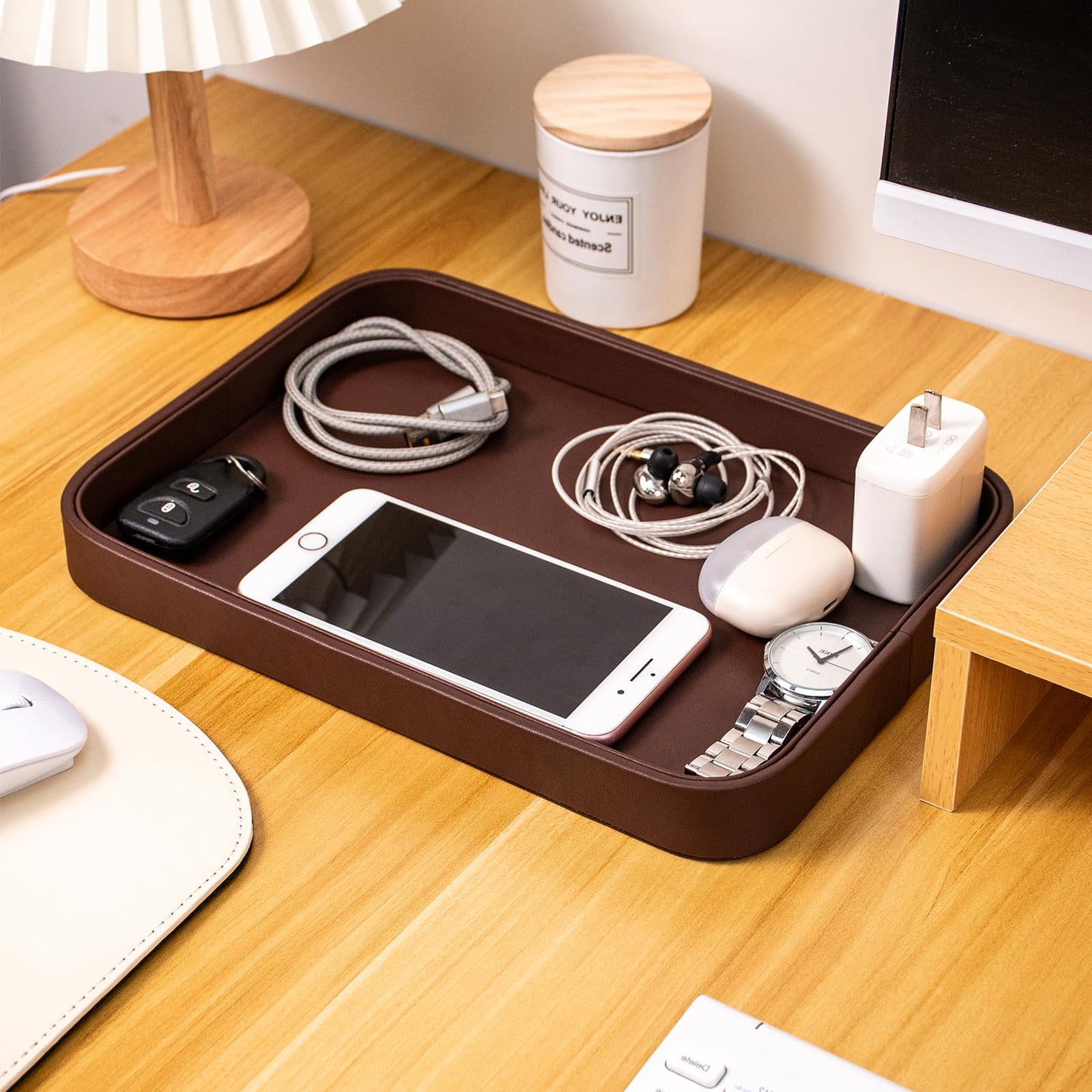 SANQIANWAN Faux Leather Valet Tray for Men Nightstand Bedside Entry Table Tray Catchall Tray for Keys,Wallet,Phone,Watch,Jelwery and Coin Gift for Dad Husband Boyfriend Uncle (Brown)