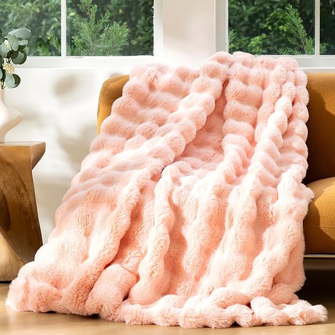 Luxury Faux Fur Throw Blanket 3D Bubble for Couch - Fluffy Blanket Double-Sided Non-Shedding, 60x80 Inches, Fits Bed/Car/Camping/Patio, Gift for Women,Room Decor,Pink ﻿