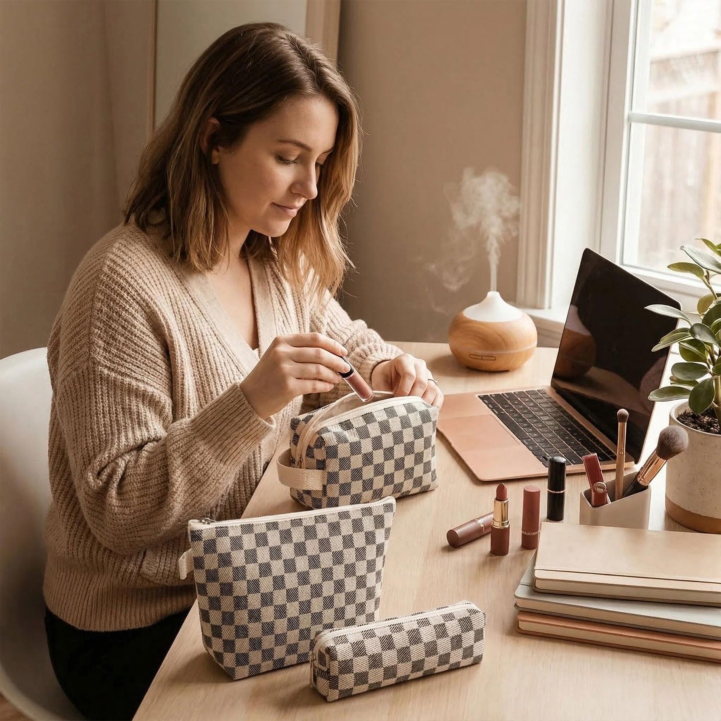 Beayuva 3 Pcs Canvas Makeup Bag Set Checkered Cosmetic Pouch for Women Travel Toiletry Bag Cute Makeup Organizer Purse Pouch Preppy Pencil Case with Zipper (Checkered Black)