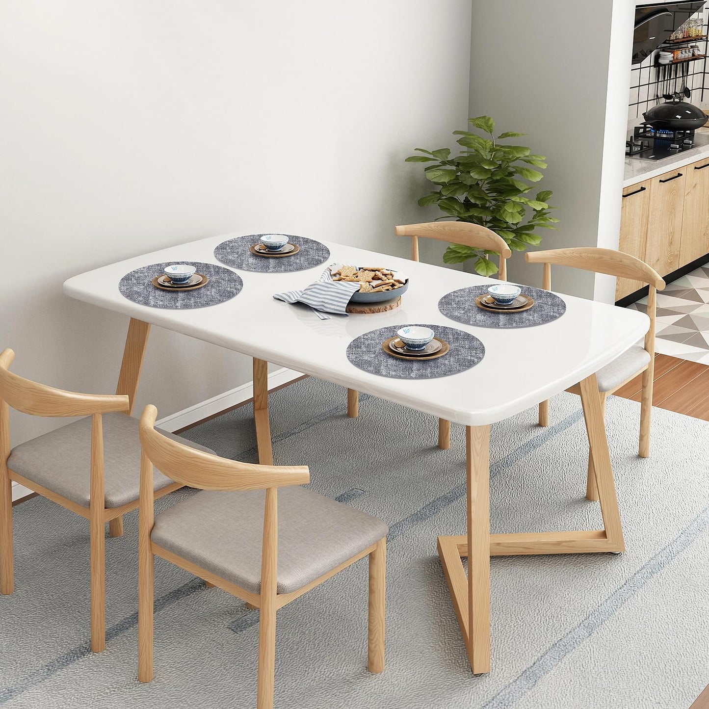 Homaxy Round Faux Leather Placemats and Coasters, Washable Dual-Side Table Mats, Wipeable Heat-Resistant Dining Place Mats for Outdoor and Indoor, Set of 8, Diameter 13 and 3.93 inch, Black