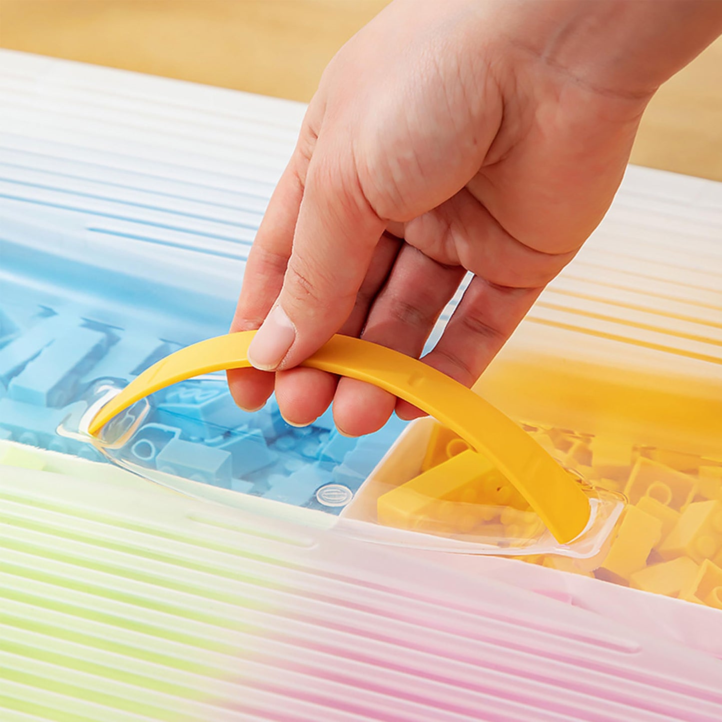 ihomecooker 13 QT Plastic Storage Box with Removable Tray Craft Organizers and Storage Clear Storage Container with lid for Arts & Crafts, Playdoh, Beads, Crayons