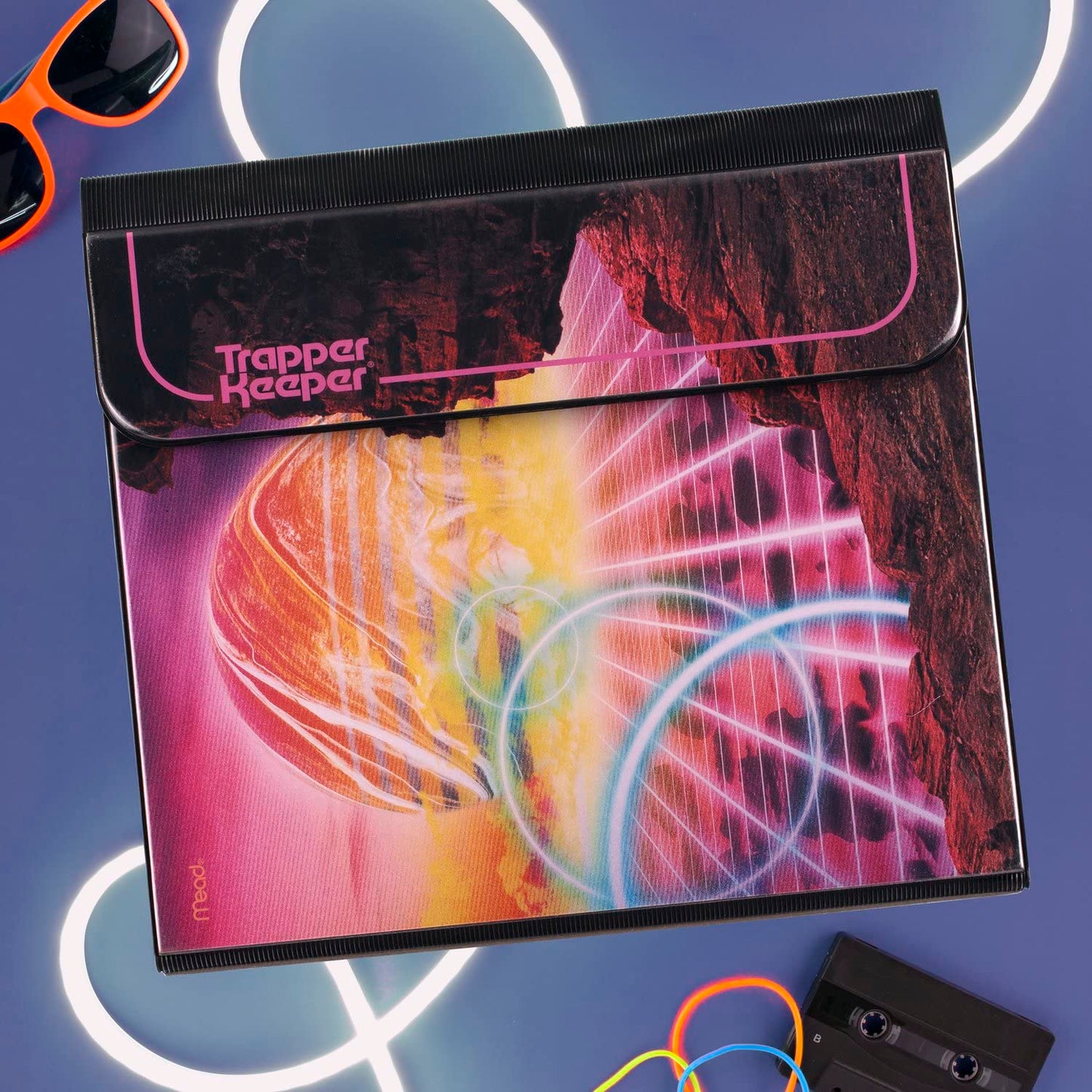 Mead Trapper Keeper Binder, Retro Design, 1 Inch Binder with Folders and Pockets, Holds 8-1/2" x 11" Paper, Glow (260038FM-ECM)