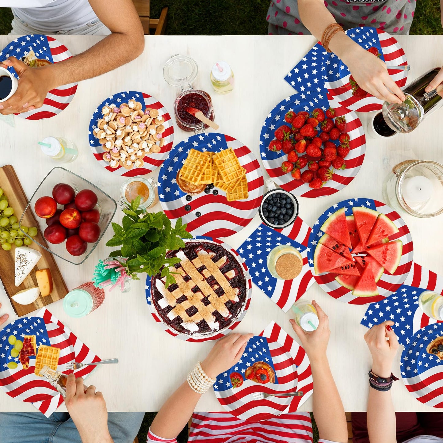 4th of July Plates and Napkins Sets - Patriotic American Flag Party Supplies Tableware, July 4th Disposable Paper Plates Napkins Set for Memorial Day, Independence Day Decorations Table Decor,Serve 50