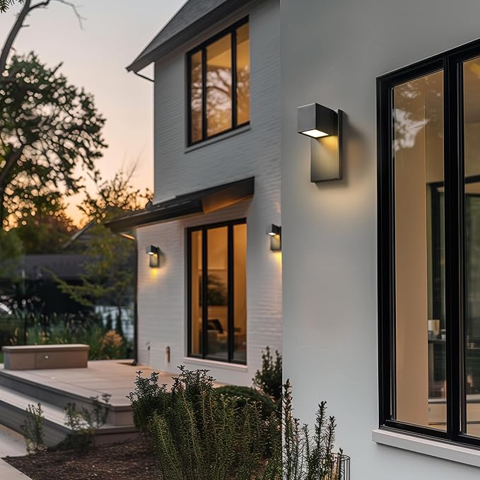 GLOBE Electric 60000124 17W Integrated LED Outdoor Wall Sconce, Matte Black Finish, 650 Lumens, 2700K Warm White, Weather-Resistant, Dimmable Exterior Light, 50,000 Hour Lifespan