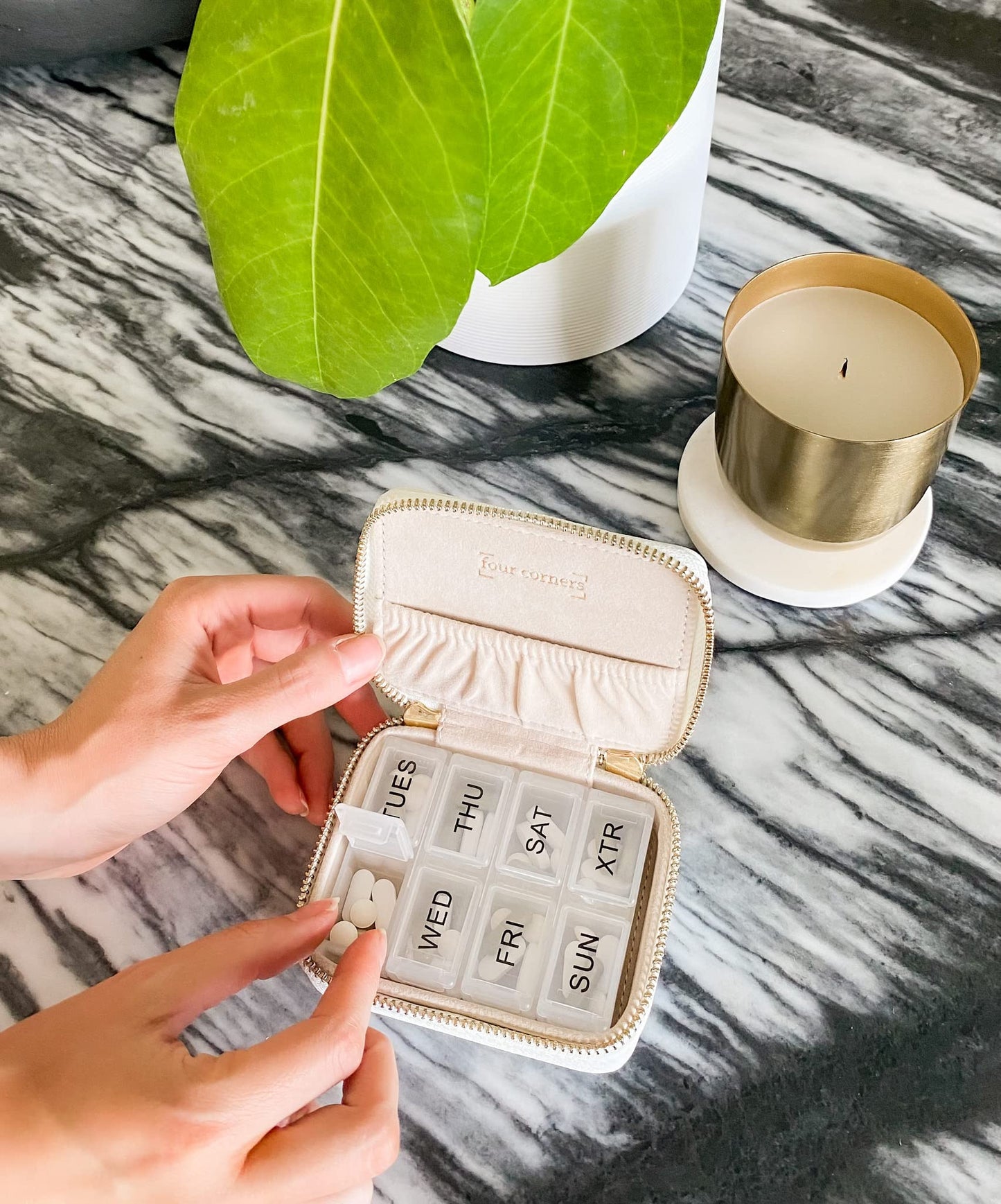 Weekly Pill Organizer 7 Day – Travel Pill Case for Vitamins & Medication, Premium Vegan Leather Pill Box with Removable Daily Compartments, Portable Supplement Organizer with Secure Zipper (White)