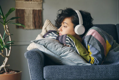 Sony WH-CH520 Wireless Headphones Bluetooth On-Ear Headset with Microphone and up to 50 Hours Battery Life with Quick Charging, White
