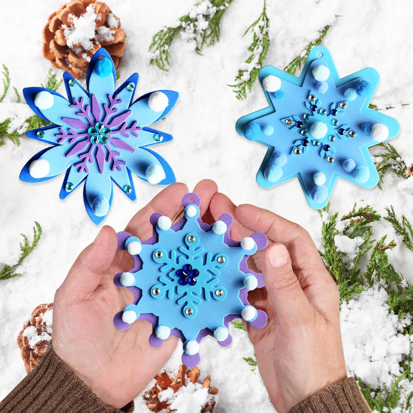 MLOLM 24 Sets Winter Snowflake Crafts Kit DIY 3D Christmas Snowflake Ornament Craft Kits Make Your Own Snowflake Sticker Pompoms for Winter Christmas Holiday Home Activities Party Favors