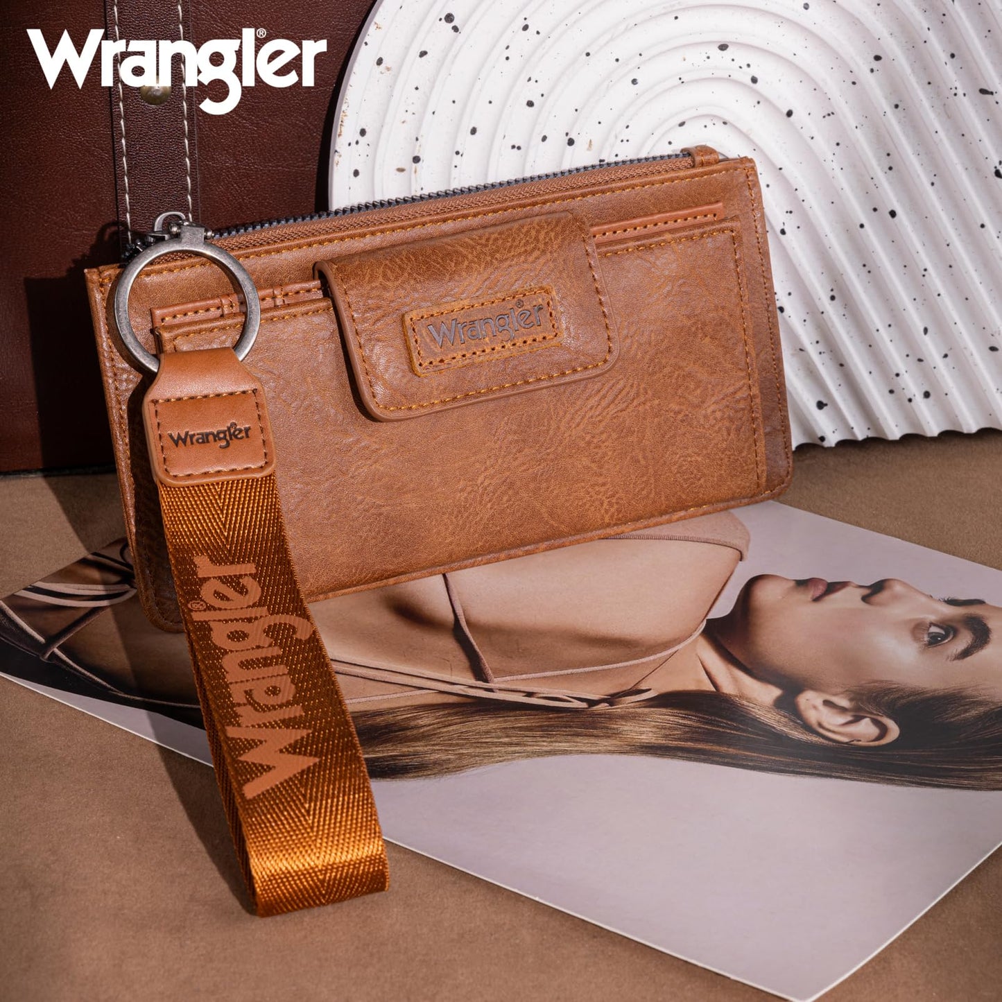 Montana West X Wrangler Brown Wristlet Wallet Minimalist Clutch Womens Wallet Rfid Card Cases & Money Organizers with Coin Purse and Smooth Zipper