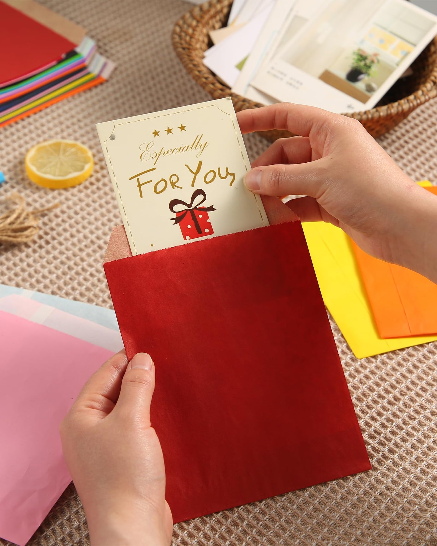 KEYYOOMY 5x7 Inch Paper Treat Bags Dark Red Candy Bags 100 Pack Candy Buffet Bag Small Paper Cookie Bag for Halloween Christmas Party (100 CT, 5x7 Inch)