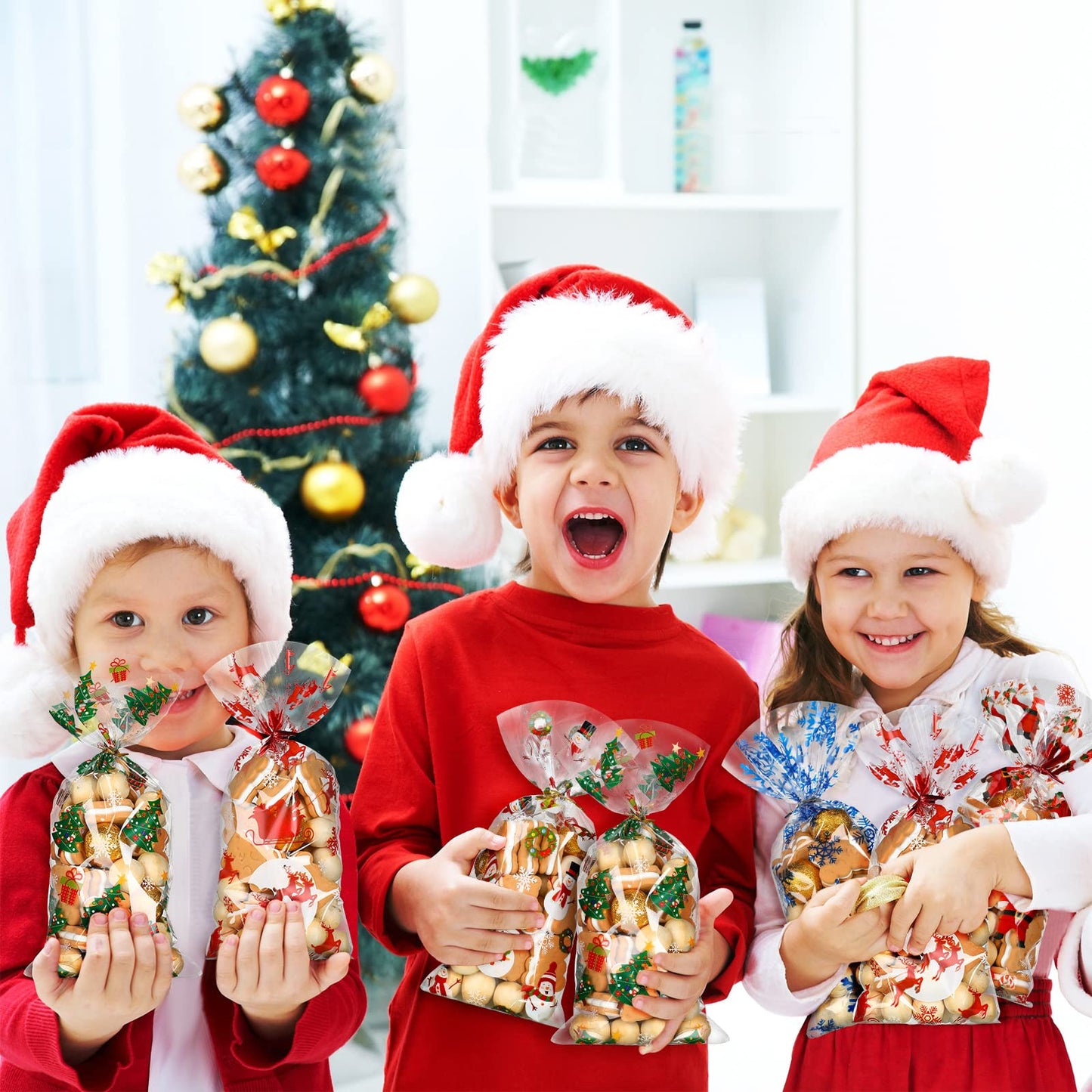 Outus 100 Pieces Christmas Cellophane Treat Bags, Plastic Christmas Cello Bags with Twist Ties for Candy, Cookie, Goodies, Gift Wrap, Xmas Party Favor Supplies (Santa)