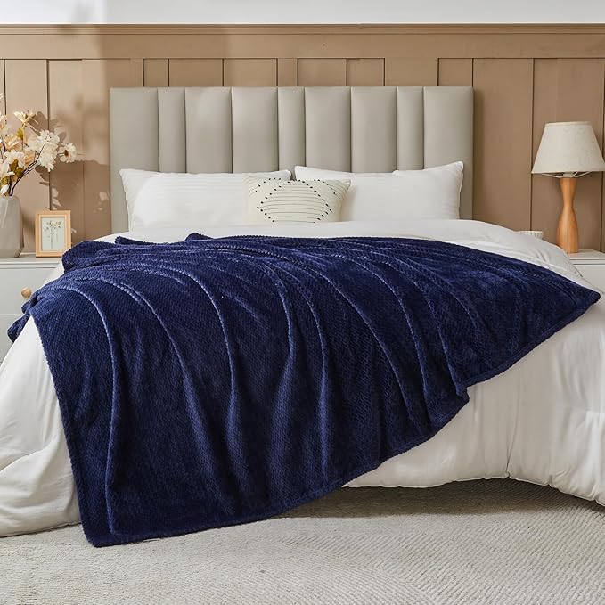 NEWCOSPLAY Super Soft Queen Blanket Dark Navy Premium Silky Flannel Fleece Leaves Pattern Lightweight Bed Blanket All Season Use (Dark Navy, Queen(90"x90"))