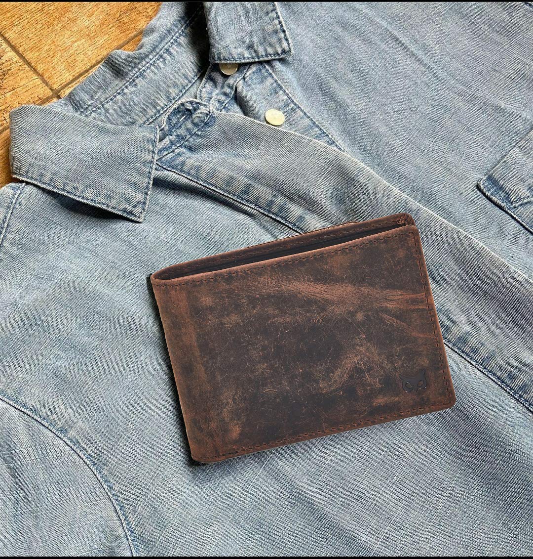 Real Leather Mens Bifold Wallet RFID Blocking Slim Minimalist Front Pocket - Thin & Stylish with ID Window in Gift Box (Crazy Horse, Cognac).