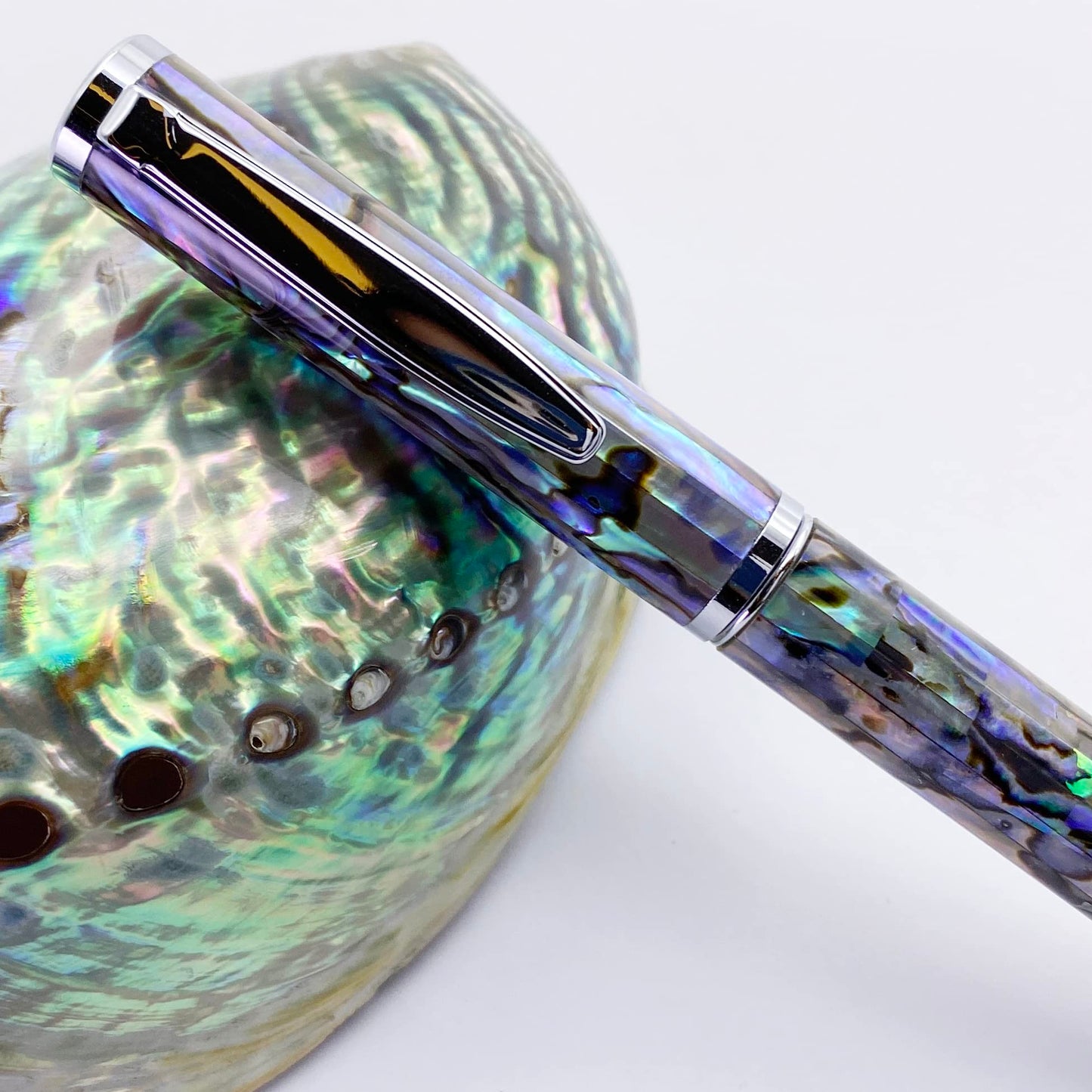 LACHIEVA LUX Abalone Shell Ballpoint Pen, Luxury Gift for Men & Women, German P900M 1.0MM Refill, Executive Writing Pen in Gift Box