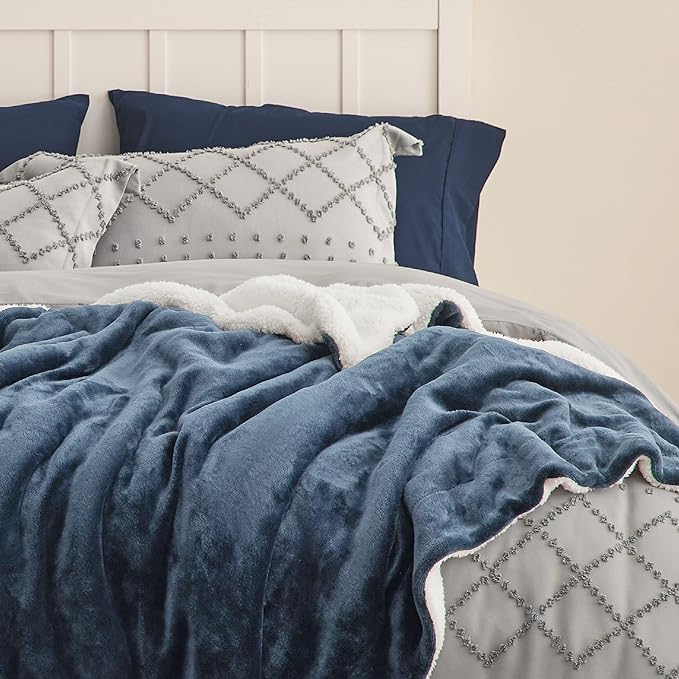 Bedsure GentleSoft Sherpa Fleece Throw Blanket Twin Size for Couch - Thick and Warm Throw for Men, Soft Fuzzy Plush Twin Blanket for Winter, Slate Blue, 60x80 Inches