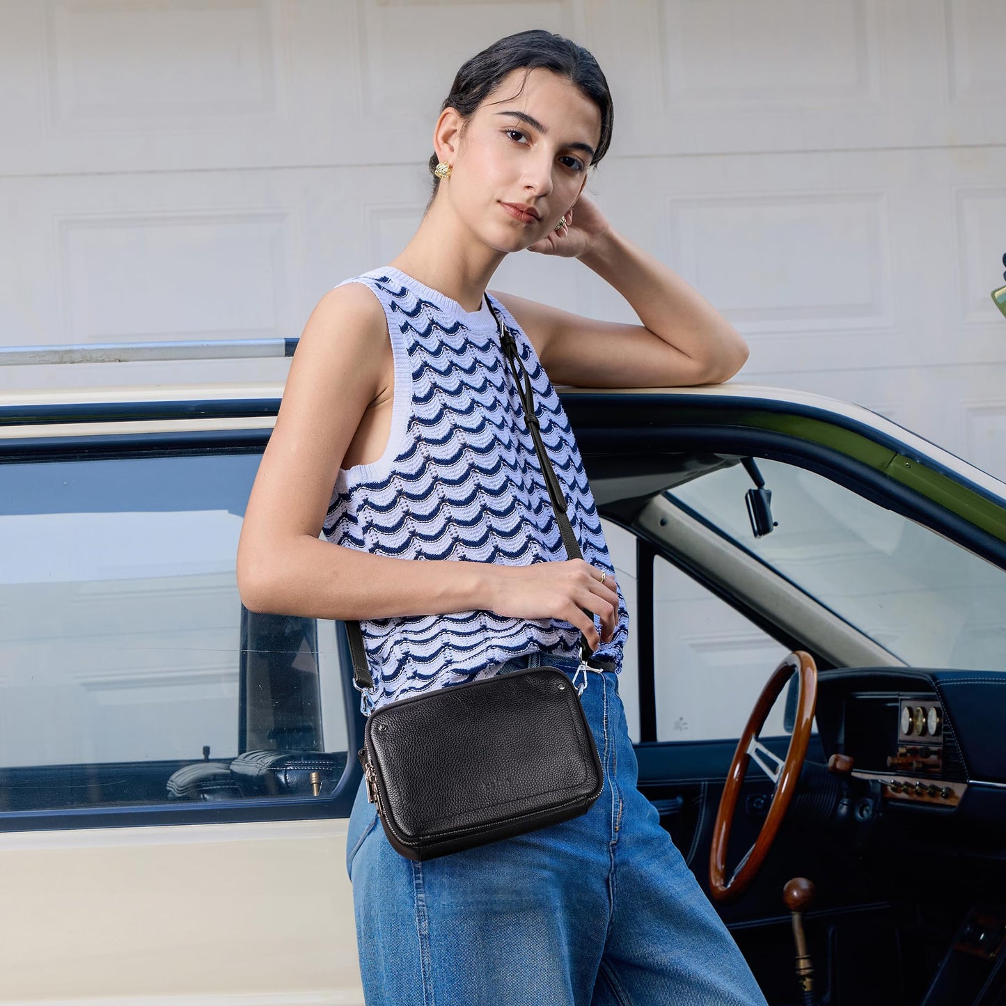 befen Genuine Leather Crossbody Bags for Women, Purses with Built in RFID Wallet Woman Camera Shoulder Bag Handbags Anti Theft Black Cross Over body Purses with Adjustable Strap