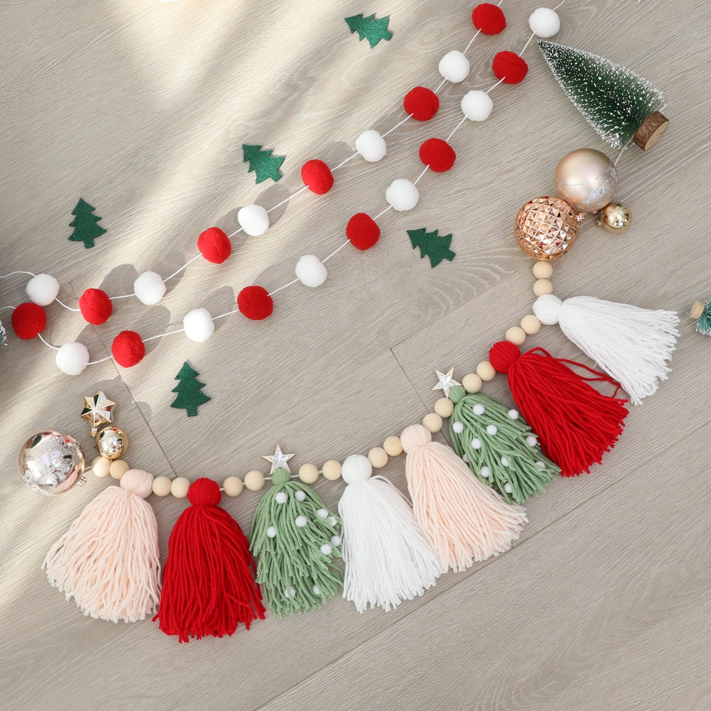 Christmas Tassel Garland Banner With Wood Beads And Pom Pom Garlands Wall Hanging Home Decor For Christmas