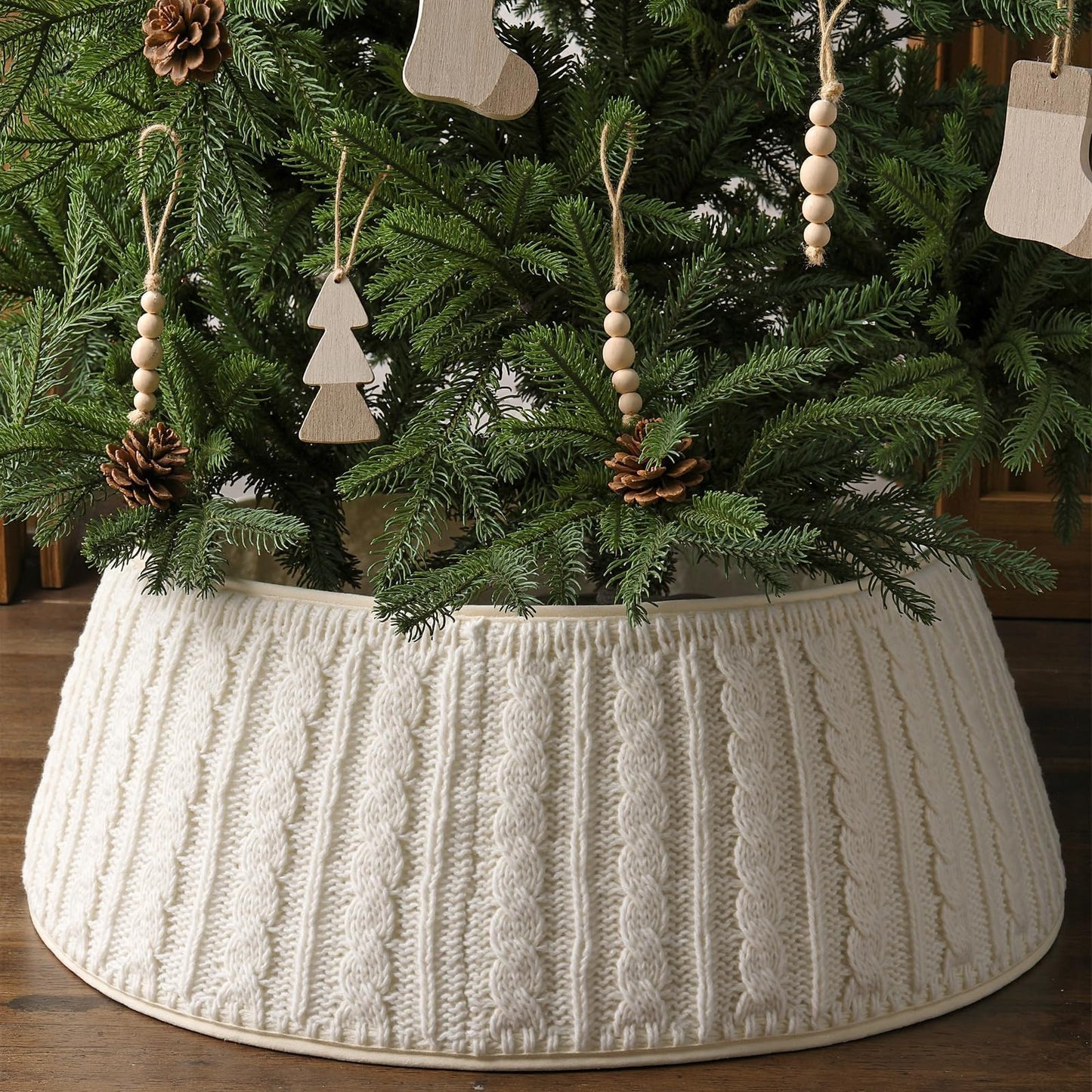 Knitted Christmas Tree Collar: Cream White Braided Cable Knit Vertical Crochet Tree Ring, Rustic Thick Chunky Farmhouse Christmas Tree Base Cover for Artificial Trees Xmas Holiday Home Décor Gifts