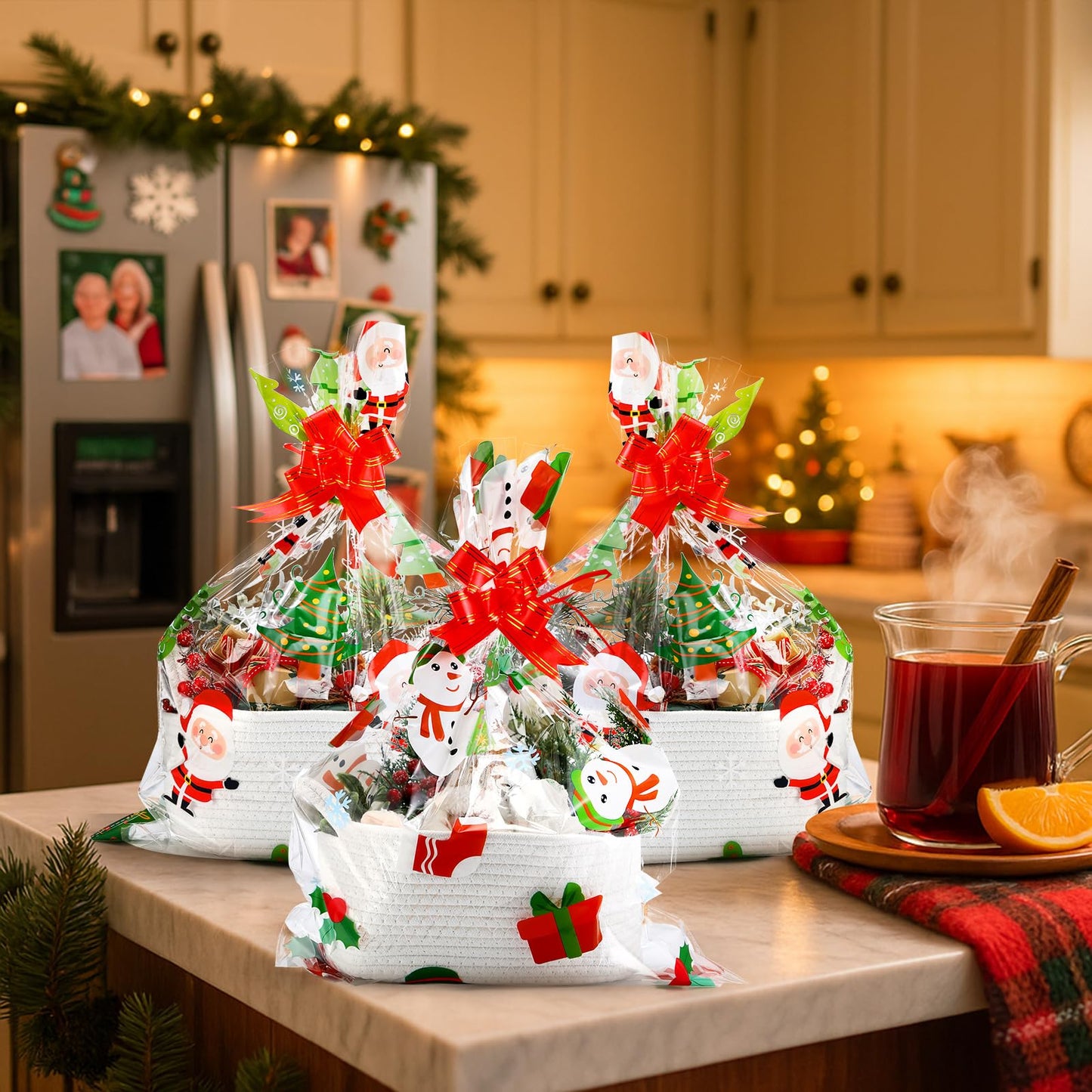 Teenyyou 18 Pcs Christmas Woven Baskets with Cellophane Gift Bags Bows 11 x 7 x 4 Inch Christmas Tree Empty Rope Basket Santa Claus Empty Decorative Storage Box for Gift Wrapping Xmas Party Decor