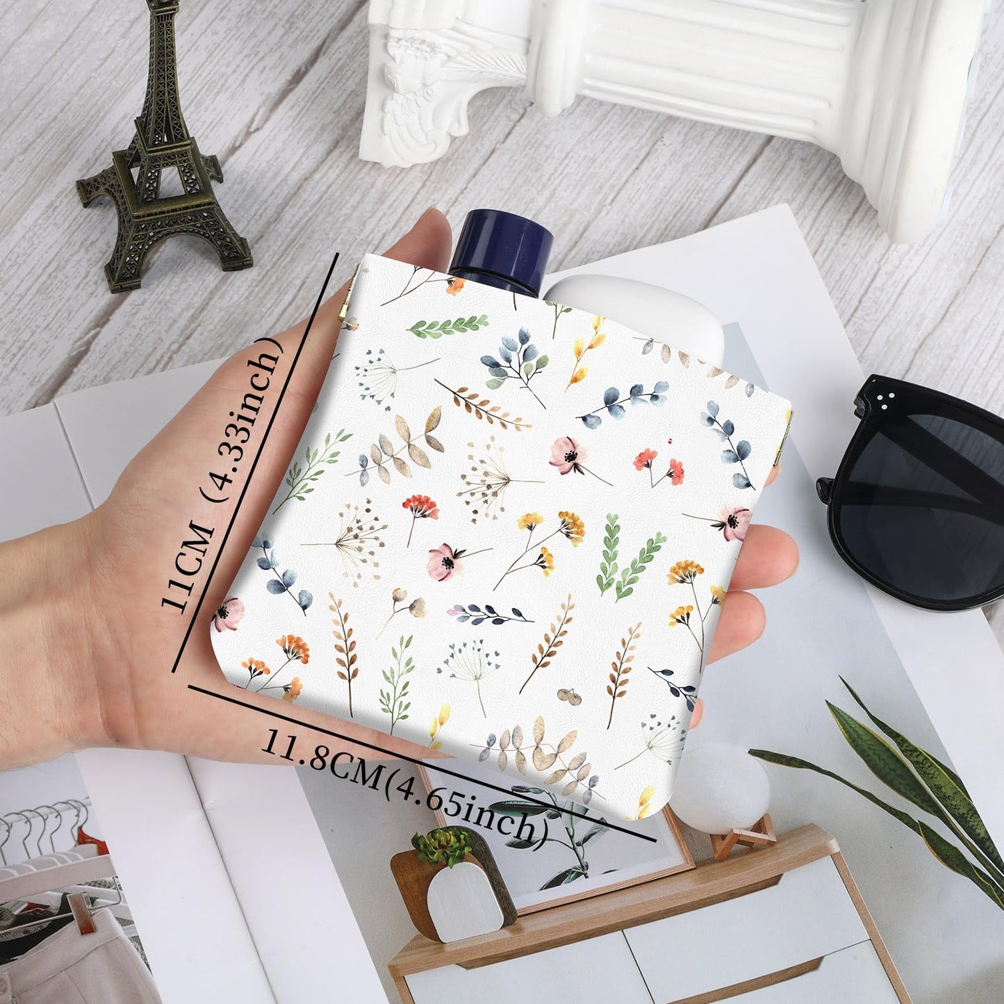 2Pcs PU Leather Small Squeeze Coin Purse Pouch Mini coin Bag Unique And Cute Wallet Cosmetic Bags Change Bag For Women Girls Men White And Purple Floral