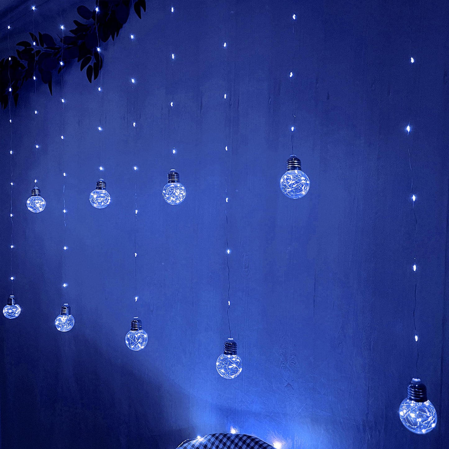 YOLIGHT Wishing Ball Curtain Lights 200 LED Window Curtain String Lights with Remote, USB Battery Powered Twinkle Globe Fairy Lights for Wedding Party Bedroom Christmas Halloween Decoration (Blue)