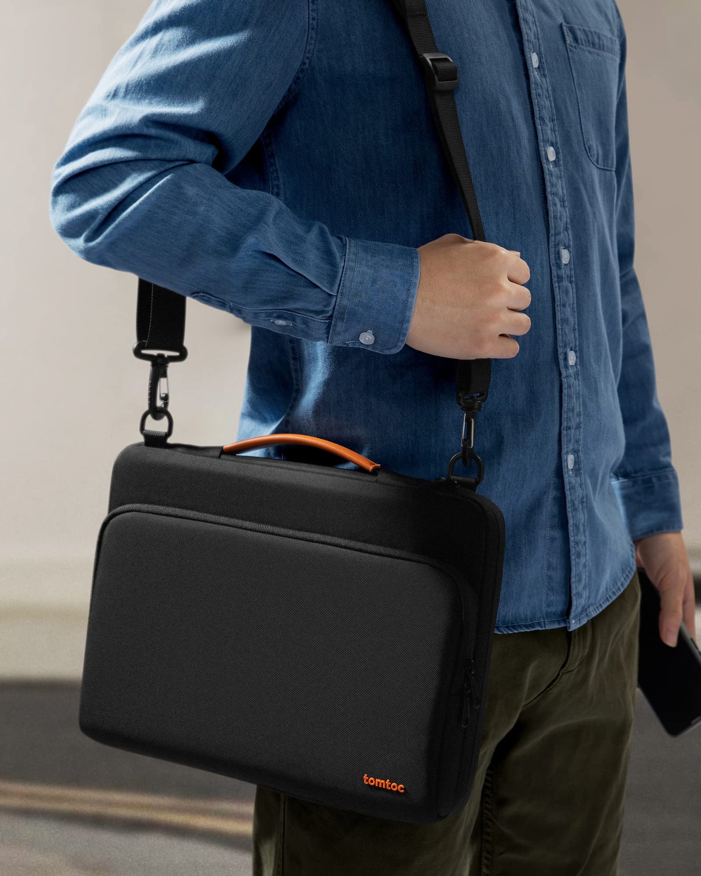 tomtoc 360 Protective Laptop Shoulder Bag for 15-inch 2026 MacBook Air M5 A3448, M4/M3/M2 A3241 A3114 A2941, 15" Dell XPS & Microsoft Surface Laptop 7/6/5, Water-Resistant Laptop Accessory Sleeve Case