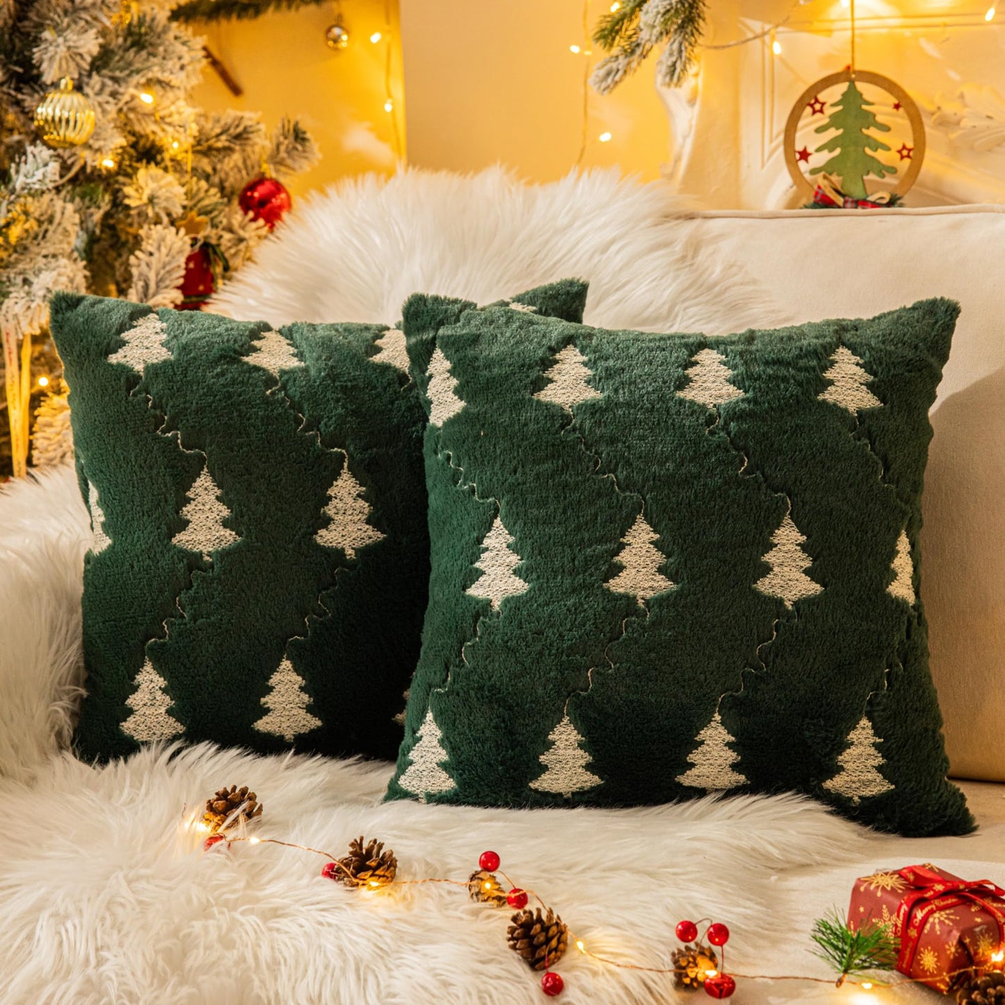 AQOTHES Christmas Tree Embroidered Green Throw Pillows Cover 18x18 Inch, Set of 2 Packs Winter Soft Fluffy Decorative Throw Pillows Covers Decor for Home Sofa Couch Bed Room