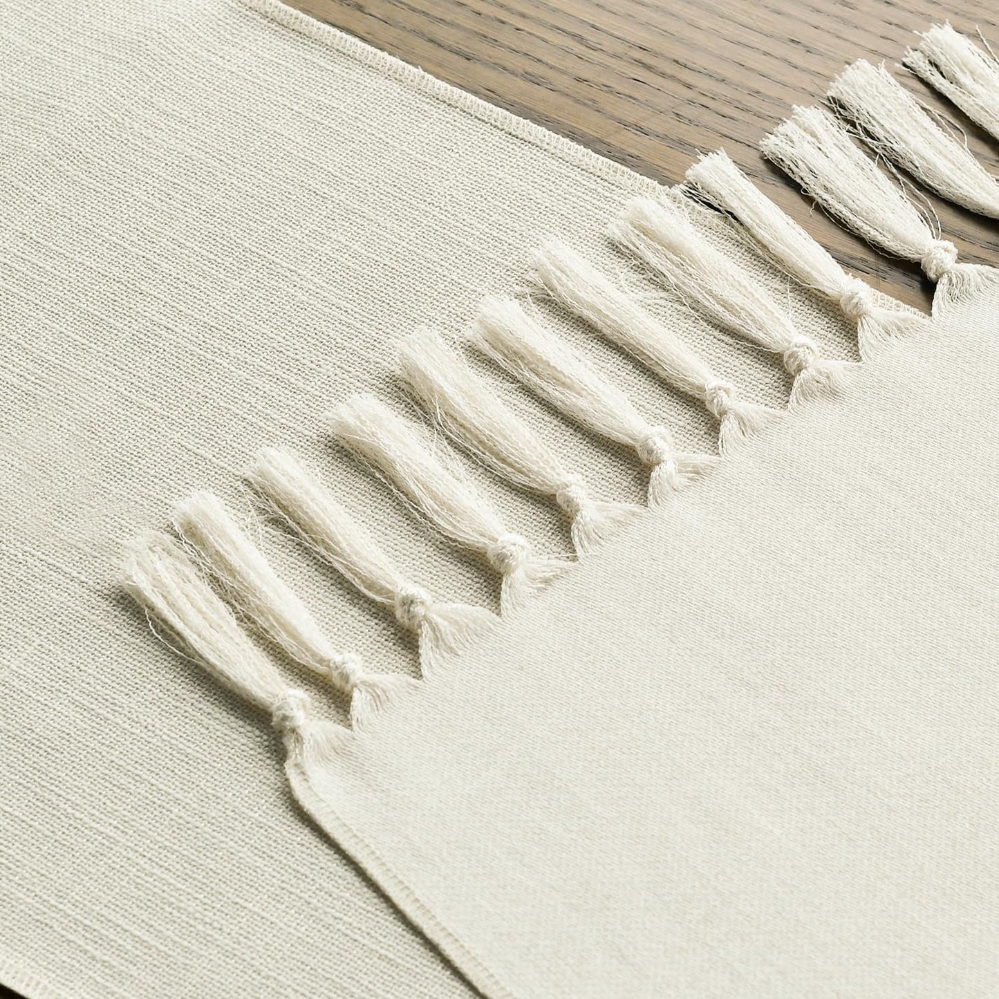 Artoid Mode Beige Tassel Table Runner, Boho Linen Blend Rustic Farmhouse Style Kitchen Table Decoration Holiday Wedding Party Dinning Decor 13x72 Inch