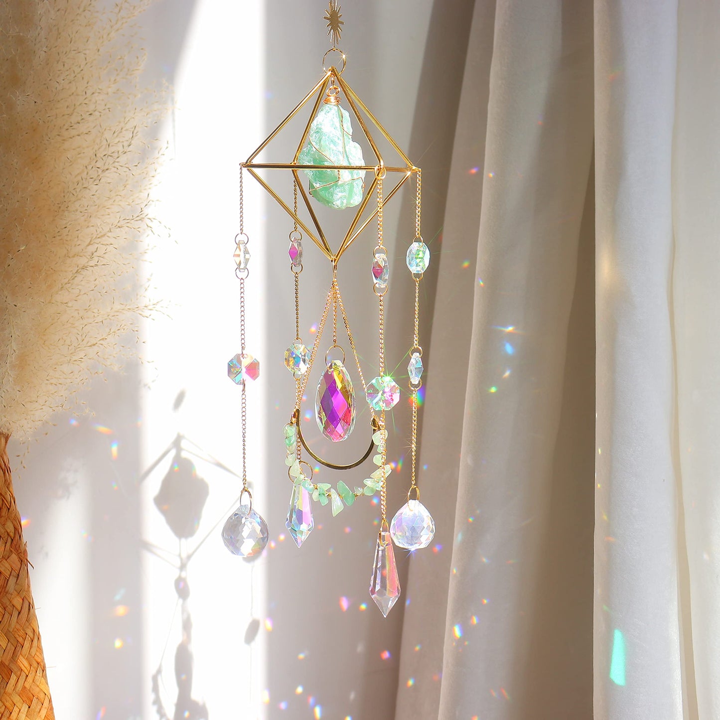 Green Fluorite Crystal Suncatcher Window Hanging Pendant Glass Prisms Decor Wind Chime Rainbow Sun Catcher for Home Garden Porch