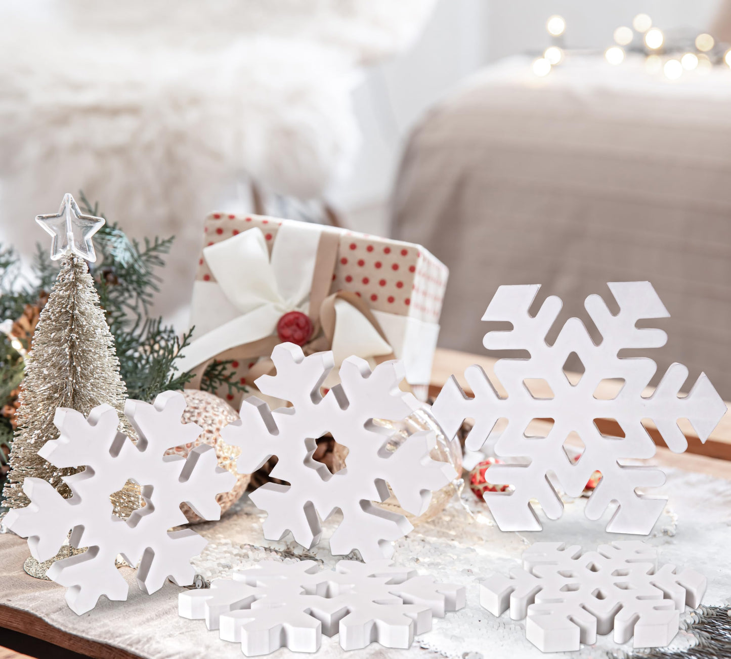 Tieshankao 5PCS Christmas Table Decor Wooden Snowflakes, White 3D Centerpieces for Winter Wonderland Decorations, Wood Sign Home Ornaments Indoor