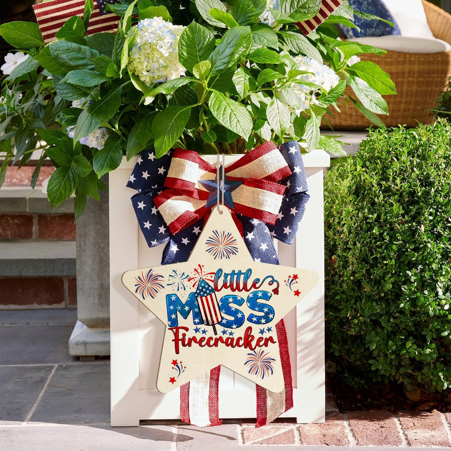 Large Size 12" Wooden Star Ornaments to Paint, Wooden DIY Blank Unfinished 4th of July Door Sign Wreath Door Hanging Sign Plaque Crafts Hanging Patriotic Day Independence Day Decorations 3PCS