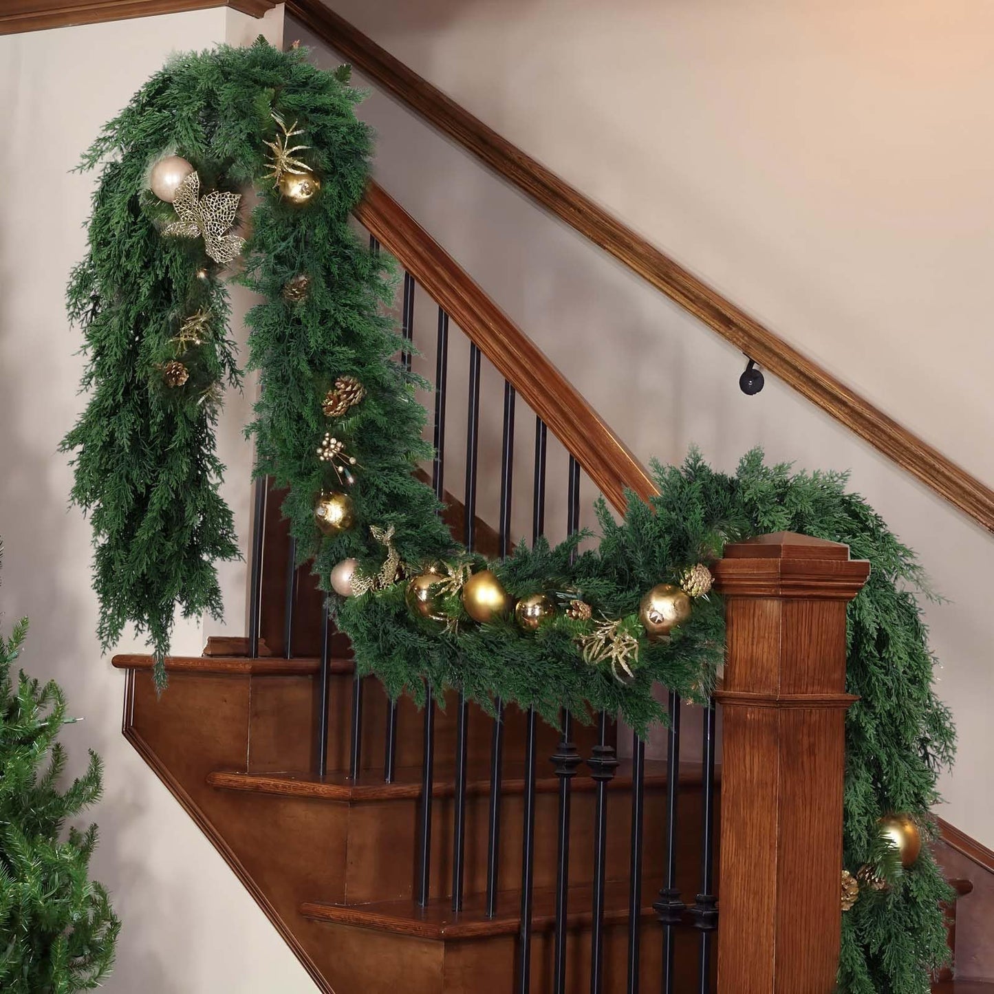 Hananona 9 FT Artificial Cedar Garlands, 1 Pcs Real Touch Winter Cedar Pine Garland, Green Artificial Greenery Garland for Table, Mantle, Wall, Indoor, Outdoor Christmas Decorations (1, Green, 9FT)