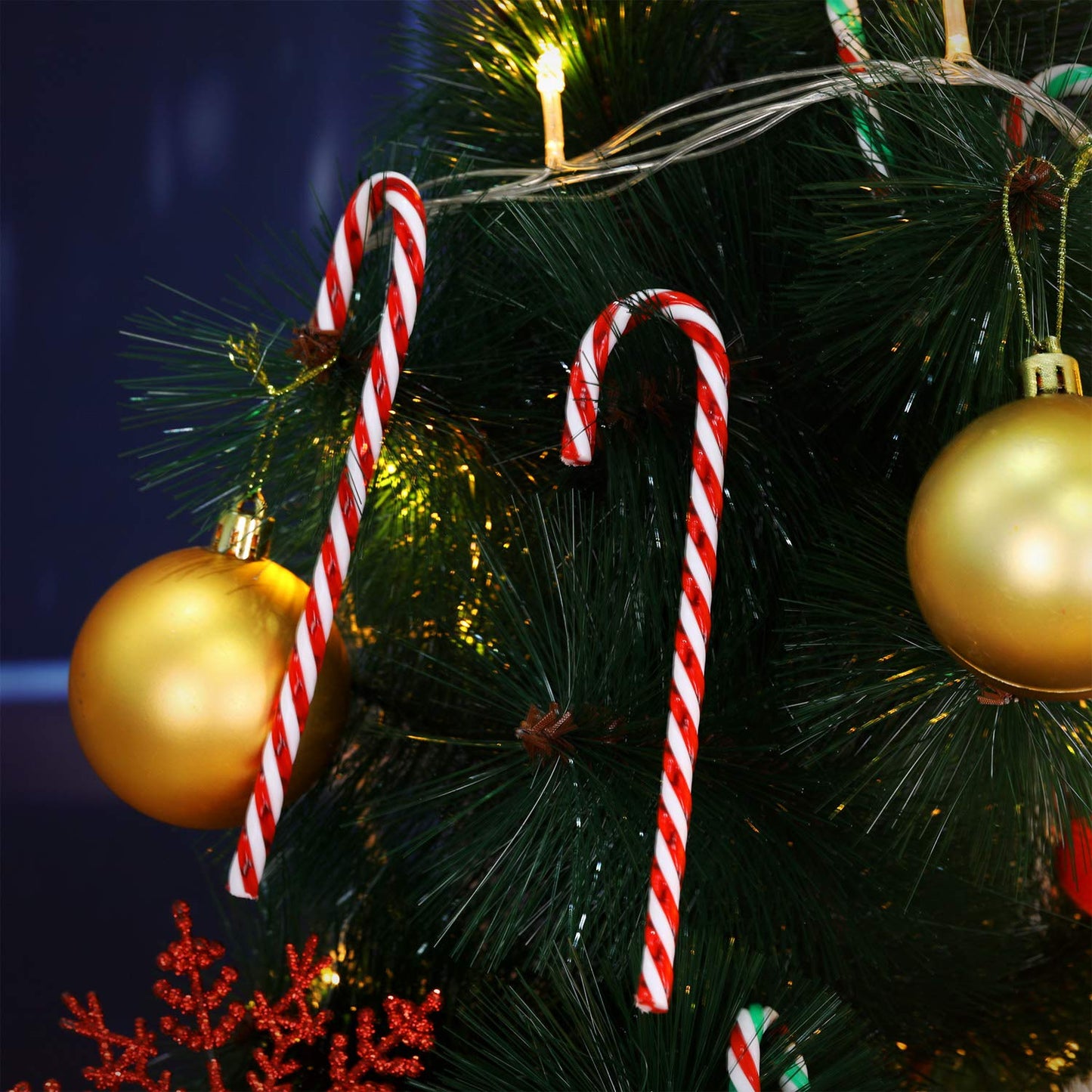 Hicarer 50 Pieces Christmas Plastic Candy Cane 5.9 Inch Christmas Tree Hanging Ornament Decoration Twisted Tree Candy Cane Ornament for Xmas Holiday Party Favor (Red and White)