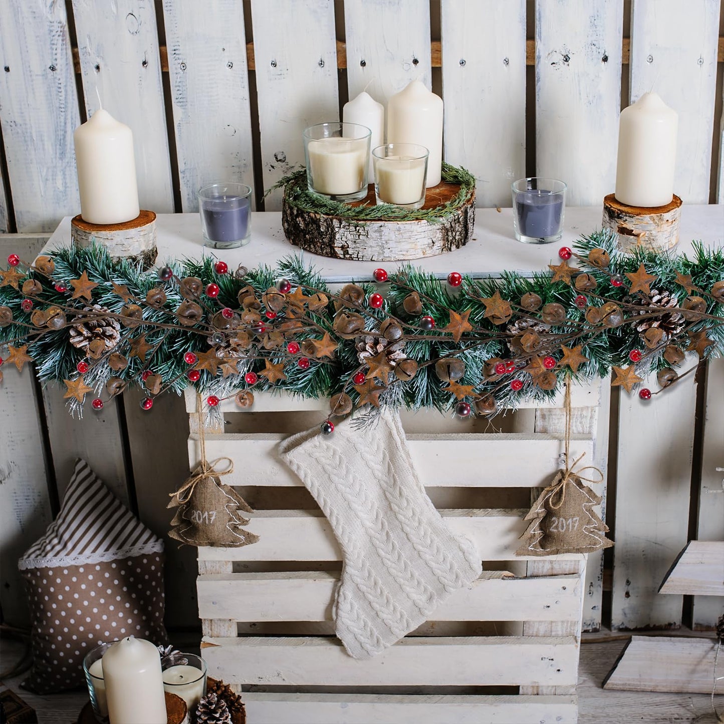 Winlyn 5.9 Ft Rustic Jingle Bells Garland with Metal Stars and Burgundy Berries Primitive Christmas Garland for Holiday Farmhouse Country Home Wreath Xmas Tree Table Centerpiece Wall Mantel Door Décor