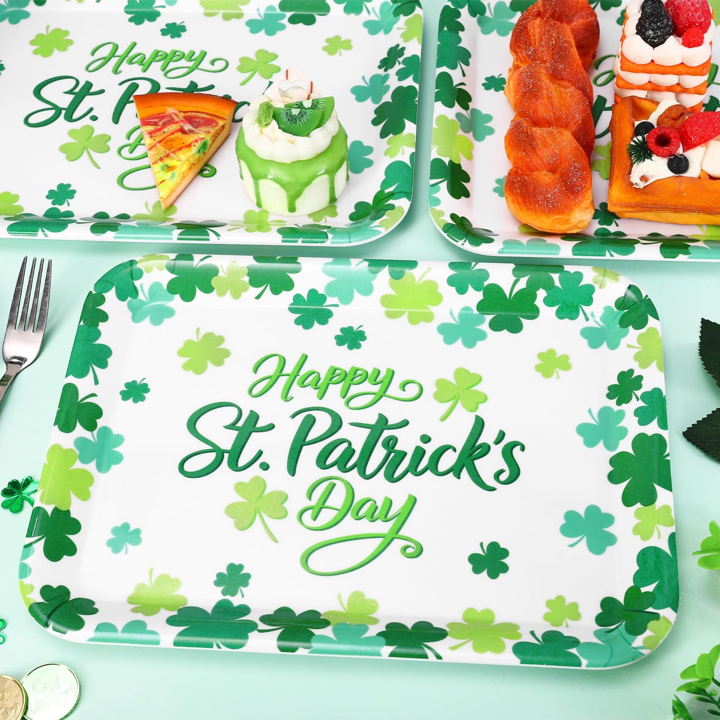 JarThenaAMCS 3Pcs Happy St. Patrick' s Day Serving Trays Shamrock Reusable Serving Dishes Lucky Clover Platter for Irish Holiday Party Sharing Snacks Fruits Dessert, 13 x 10 Inch