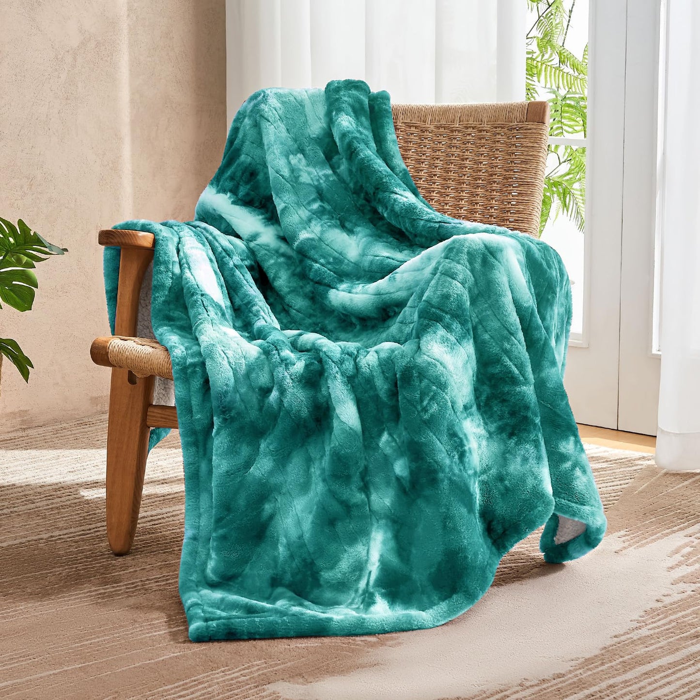 Electric Heated Blanket 50"x60",Luxury Grey Faux Fur Electric Throw Blanket,Fast Heating Soft Fluffy Thick Electric Blanket with 6 Heating Levels & 12H Auto Off