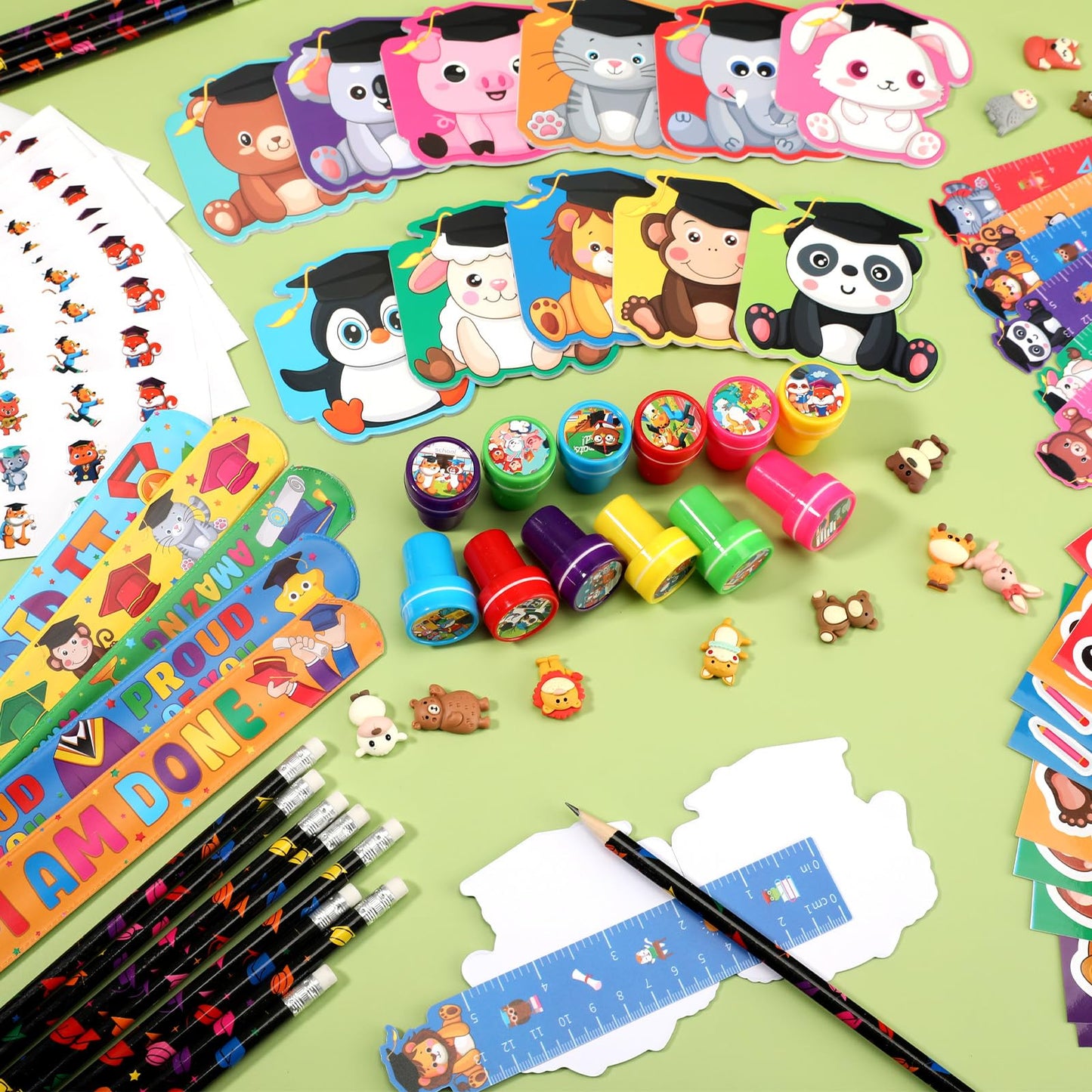 BenLouis 432 Pcs Graduation School Stationery Set Party Favors Preschool Kindergarten Classroom Gift Prizes Bulk for Kids Students Congrats Grad Goodie Bags Stuffers（Graduation Animals）