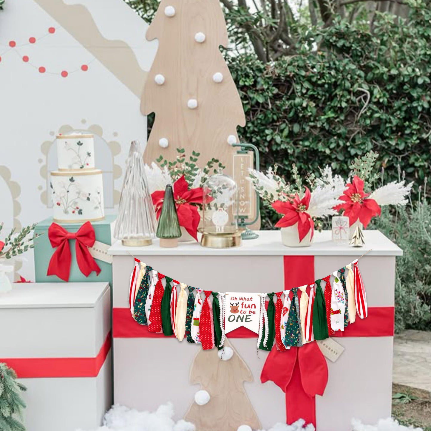 UDOTE Christmas One High Chair Banner - Oh What Fun To Be One Banner For Girls And Boys First Birthday Decoration,Designed Specifically For Baby's First Birthday Christmas Decorations