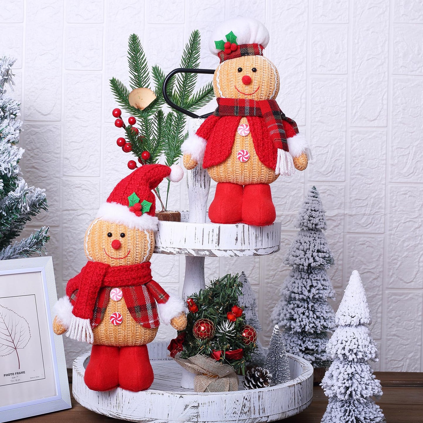 quescu 2PCS Gingerbread Christmas Decorations Indoor,Christma Gingerbread Man Plush,Christmas Stuffed Doll Gifts for Tiered Tray Party Decor Home