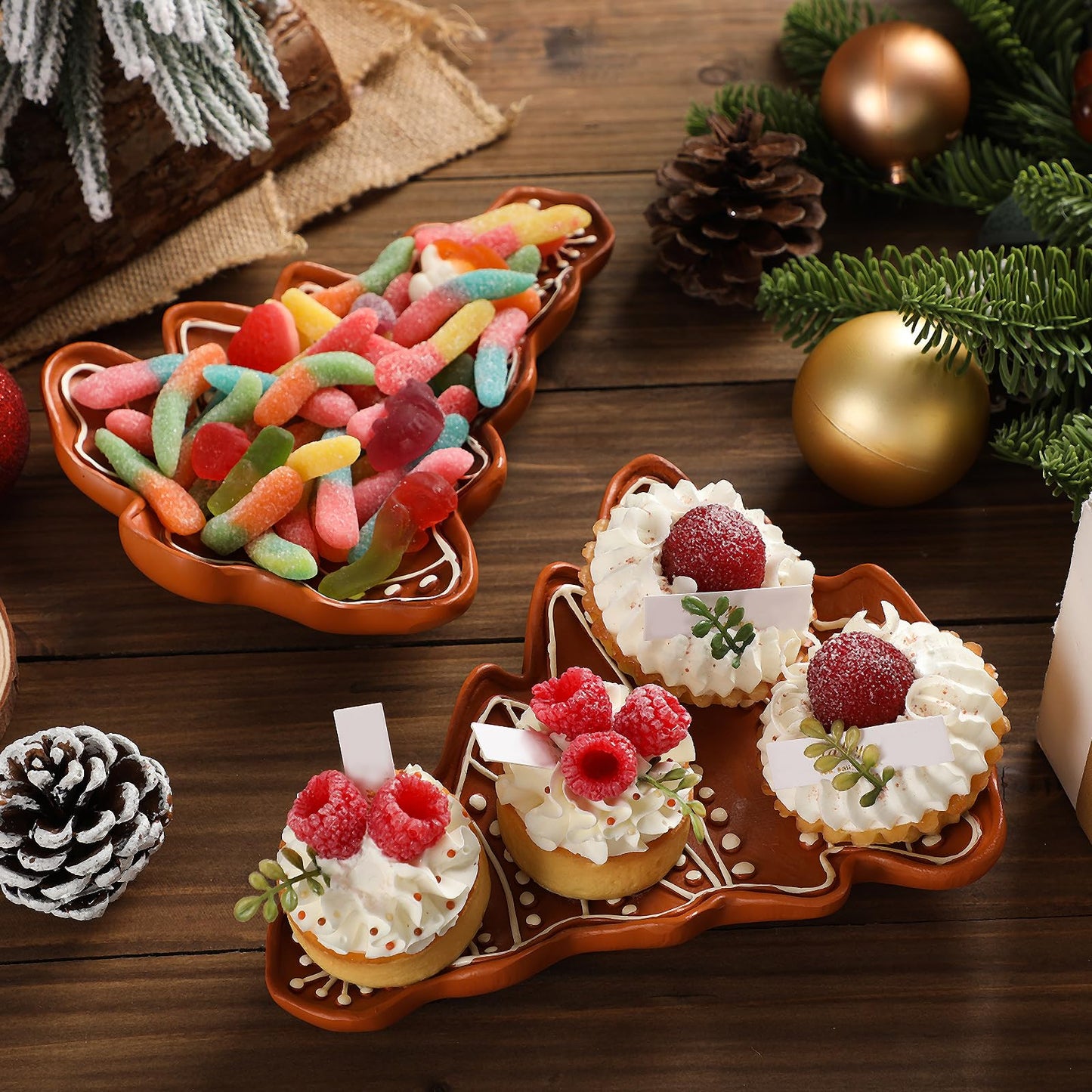 LemonRoad 2 Pcs Christmas Gingerbread Plates Resin Gingerbread Tree Shaped Platter 8 x 5.9 Inch Hand Painted Xmas Tree Snack Fruit Candy Serving Tray for Farmhouse Home Decoration Party Supplies Gift