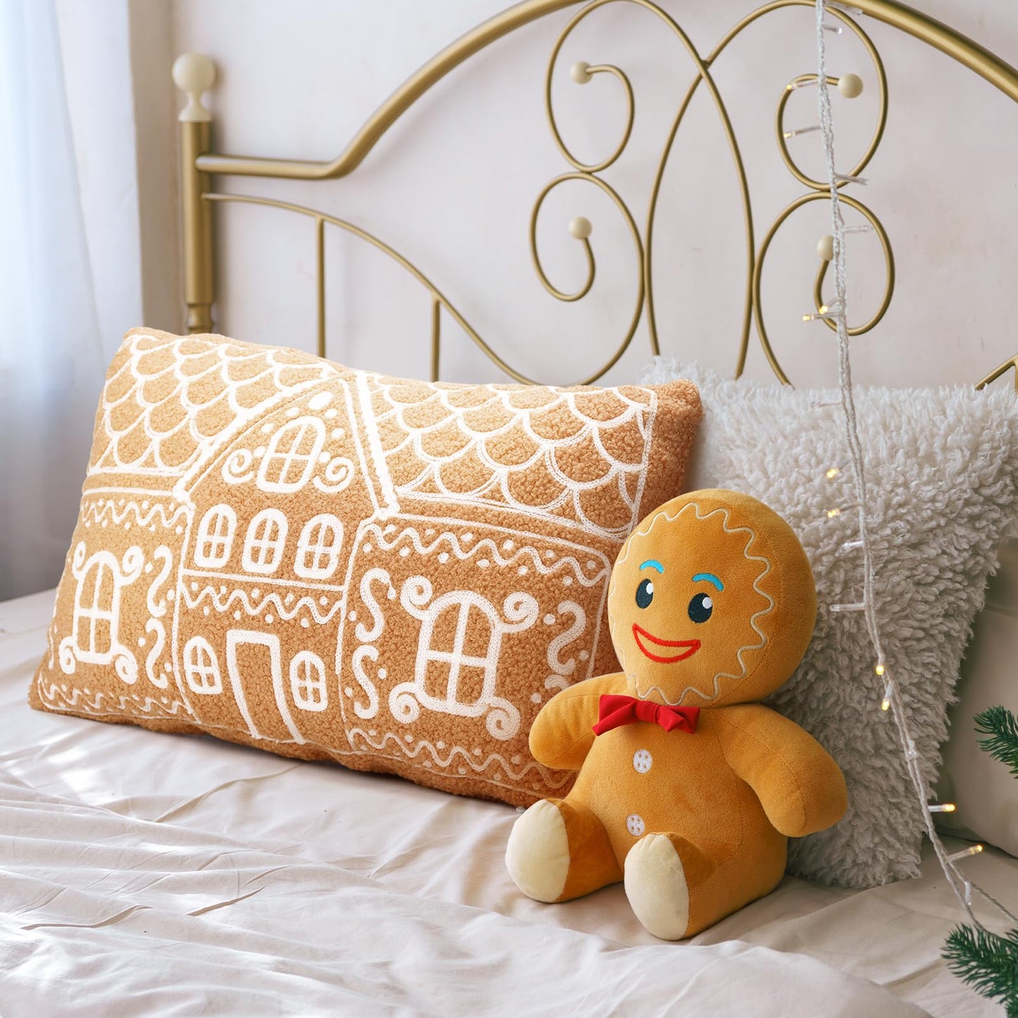 Tudomro Christmas Gingerbread House Pillow Covers 12x20 Inch Gingerbread House Shaped Embroidered Sherpa Holiday Decorative Throw Pillow Cases for Xmas Home Bedroom Couch(Retro,Brown)