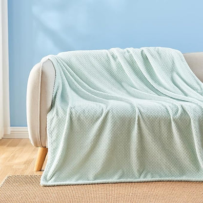 NEWCOSPLAY Super Soft Throw Blanket Mint Premium Silky Flannel Fleece Leaves Pattern Lightweight Bed Blanket All Season Use (Mint, Throw(50"x60"))