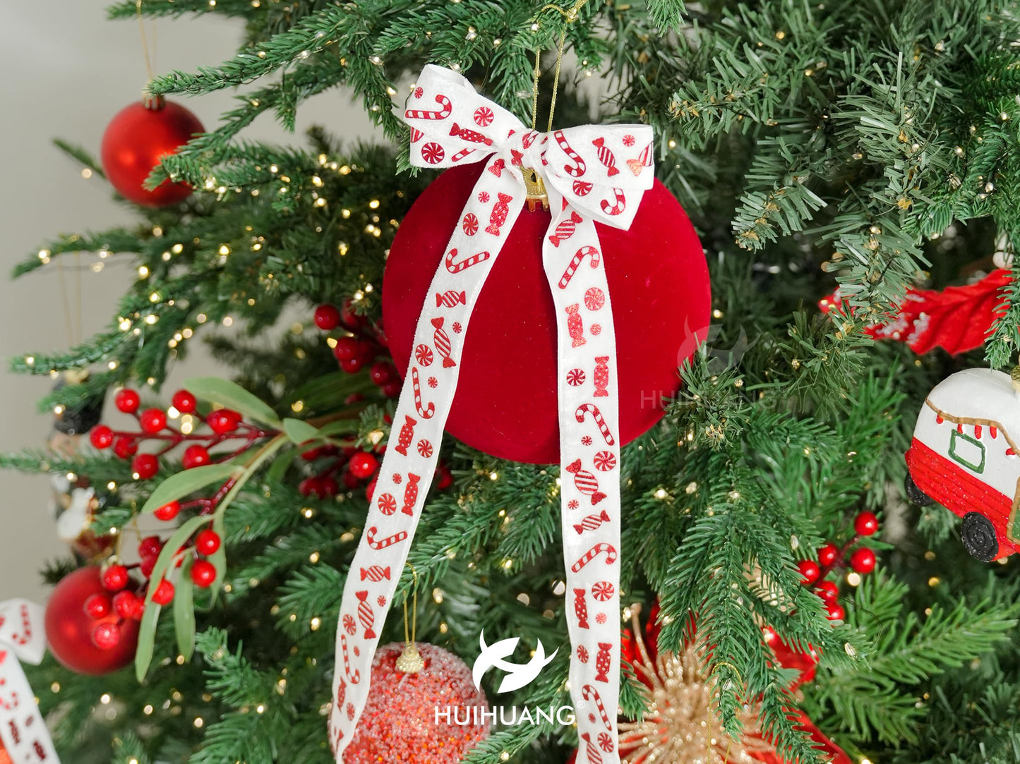 HUIHUANG Candy Cane Christmas Velvet Ribbon 1 inch White Velvet Ribbon with Red Candy Cane Print Ribbons for Gift Wrapping, Tree Ornaments, Wreaths, Garlands, Home Decor- Continuous 10 Yards
