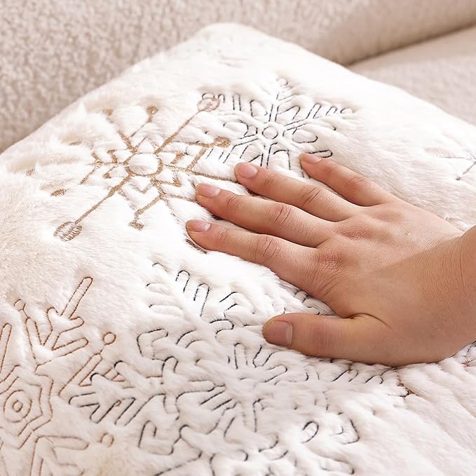 Christmas Throw Pillow Covers 18x18 Set of 2,Soft Plush Faux Fur Christmas Pillows Covers Embroidery Decorative Throw Pillows for Couch Bedroom Holiday Festivals Winter Home Decor