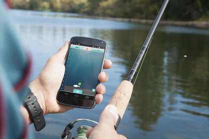 Reelsonar Portable Fish Finder Accurate Fish Depth Finder with Depth Range of 135 feet 10+ Hours Battery Life with iOS & Android App Wireless