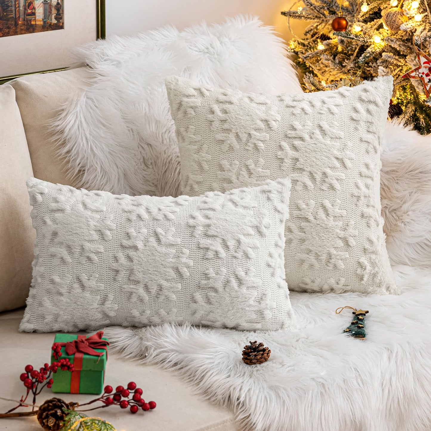 MIULEE Christmas Snowflake Decorative Throw Pillow Covers Set of 2,Soft Fluffy Faux Wool Winter Holiday Couch Pillows for Farmhouse Boho Home Decor Sofa Bed Porch Living Room 12x20 Inch Pure White