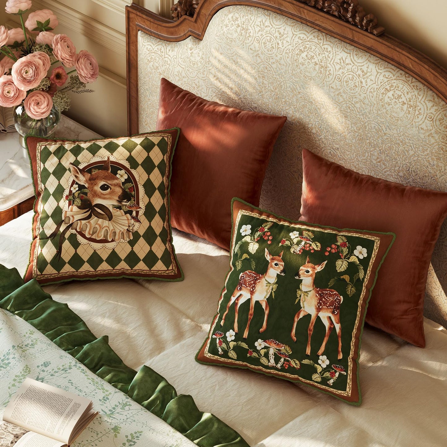 Livebee Holly Deer Green Pillow Cover, Velvet Euro Sham Covers Decorative Throw Pillow Covers 18x18 for Couch Sofa Bed Living Room