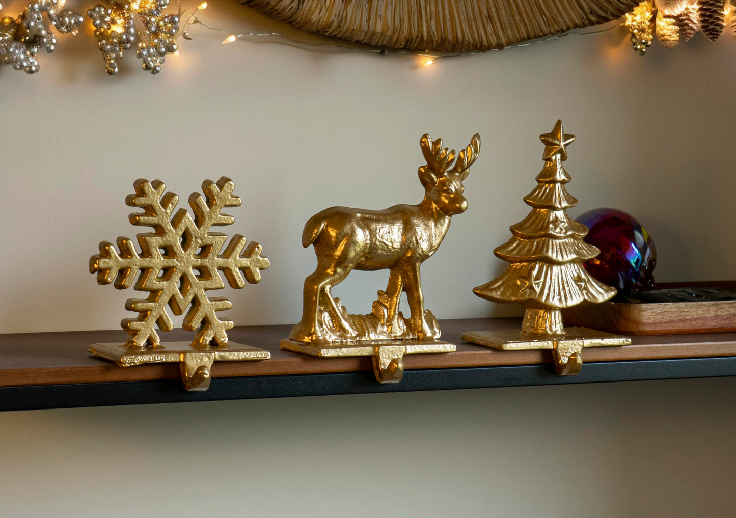 Red Co. 5" Decorative Cast Iron Stocking Holder with Hook in Old Gold Finish – Snowflake