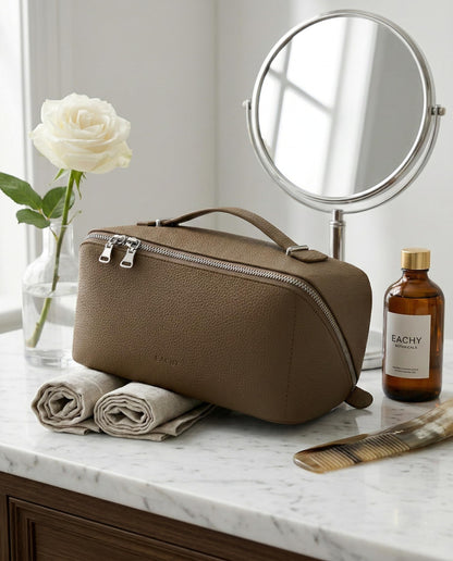 EACHY Travel Makeup Bag, Lychee Leather Large Capacity Cosmetic Bag for Women, Open Flat Toiletry Bag with TPU Brush Compartment, Waterproof Skincare Organizer Travel Essentials