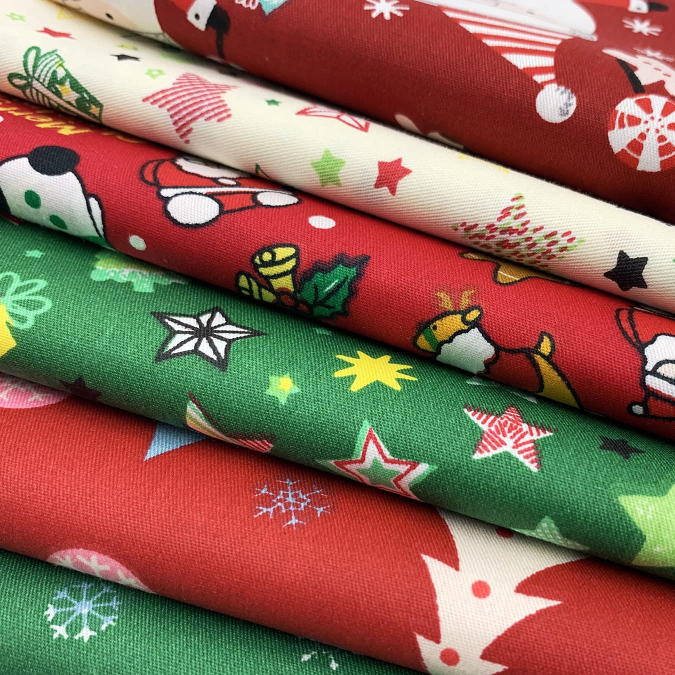 aufodara 6 Pieces Christmas Fabric Fat Quarters 19.7x19.7inch Cotton Quilting Fabric Bundles for DIY Christmas Sewing Patchwork (19.7x19.7inch - 6pcs, Christmas Patterns)